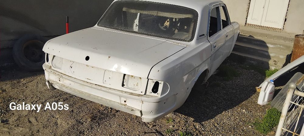 кузовные детали волга газ31105
