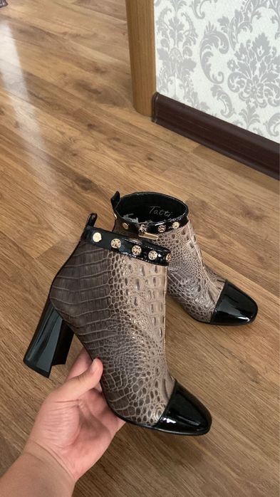 Продам сапоги Осень - весна,новая