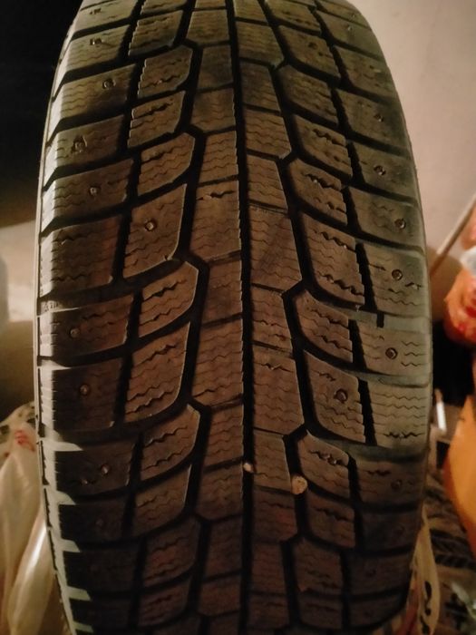 Продам шины зимние