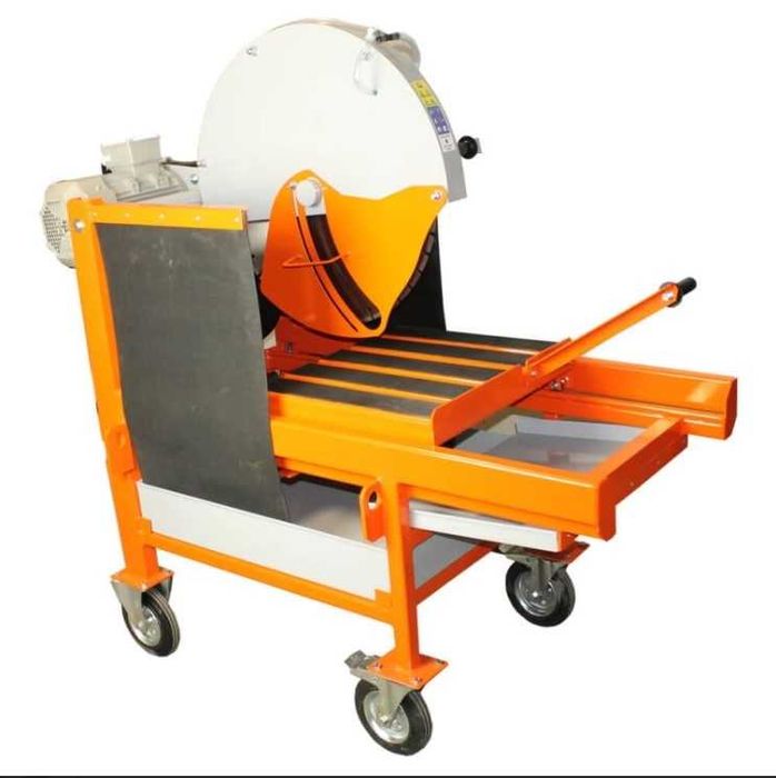 Машина/маса за рязане на тухли BISONTE KTV650E Ø 650 mm 400V 5,5 kW