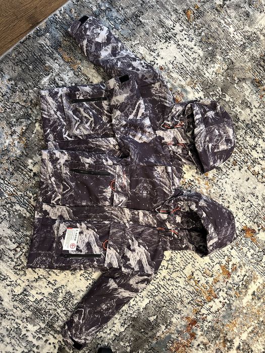 Детски зимни якета и елеци