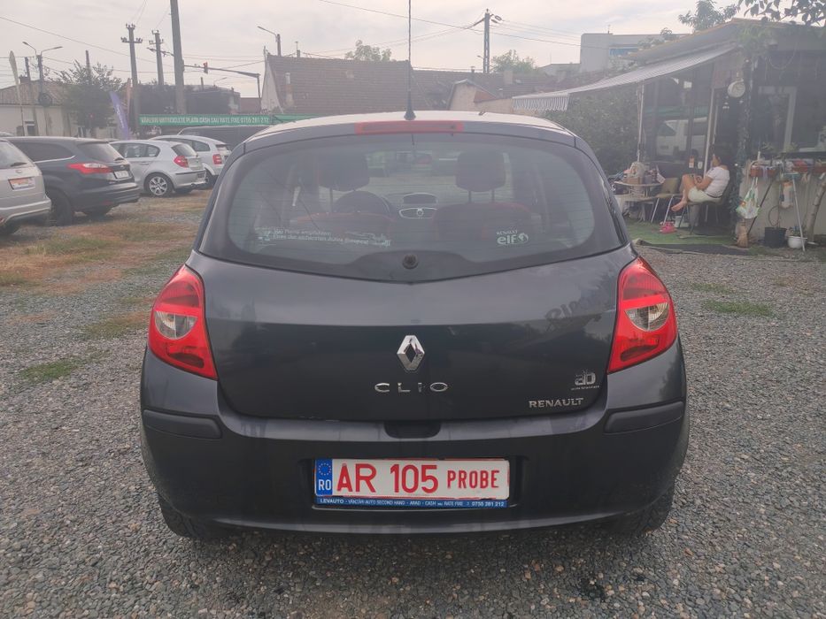 Renault Clio 1.2 benzina 2007 cash sau rate