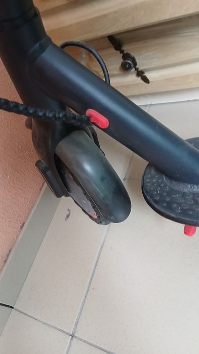 Самокат электронный б/у аккумулятор нету