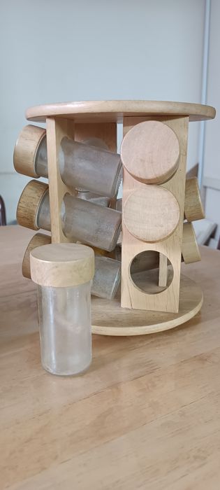 Набор для специй крутящейся