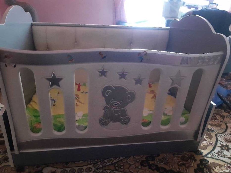 Детский кровати и колыбель