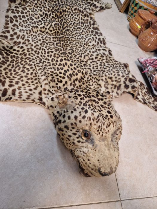 Леопардова кожа килим