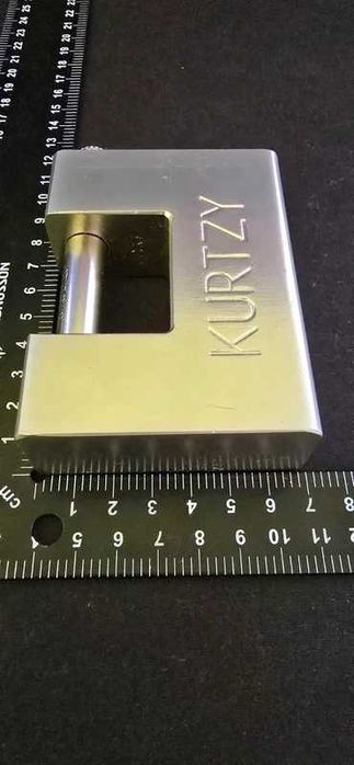 Lacat cu inchidere orizontala