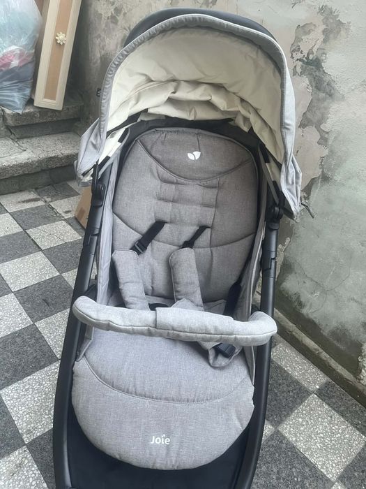 Детска количка Joie