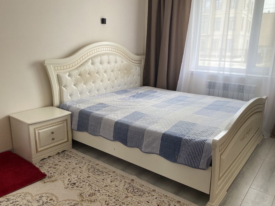 Продам спальный гарнитур в хорошем состояний