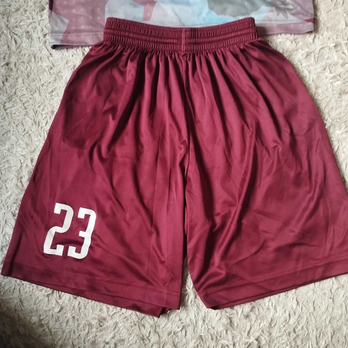 Футболен екип Ботев