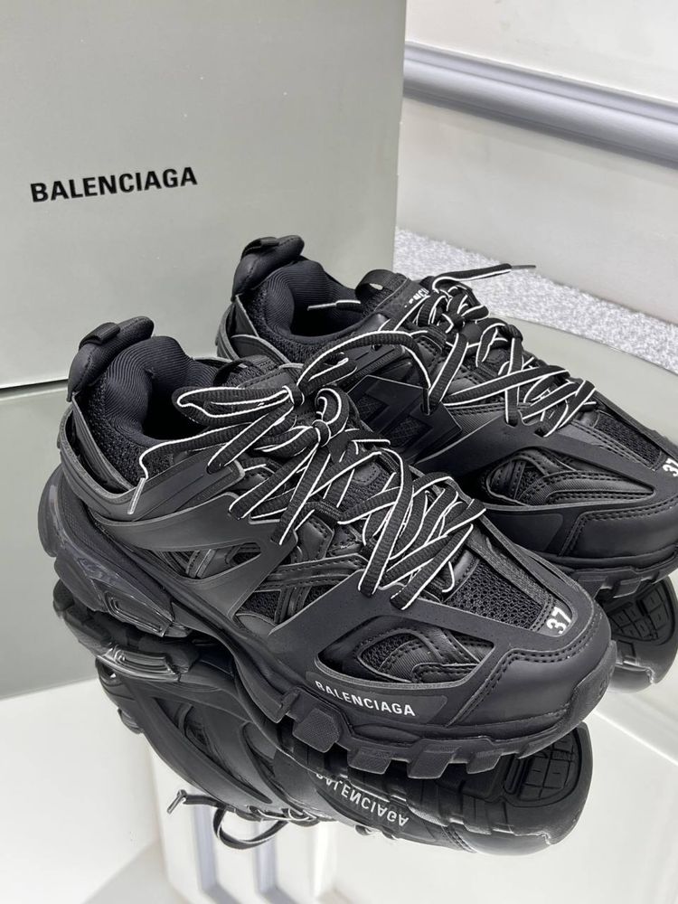 Balenciaga olx best sale