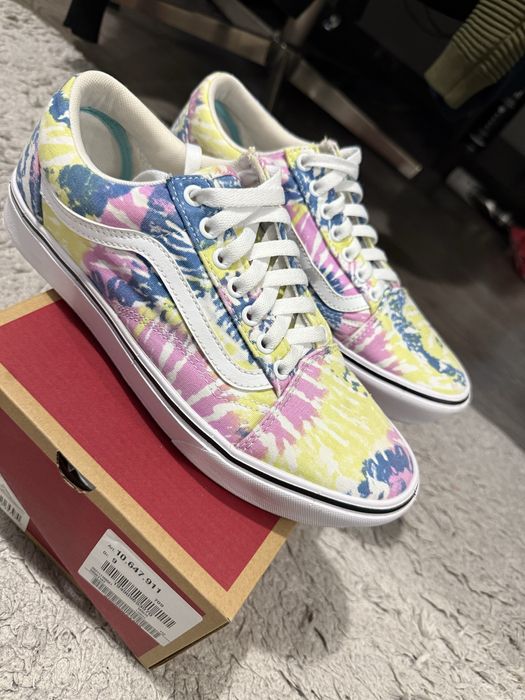 Adidasi Vans off the wall