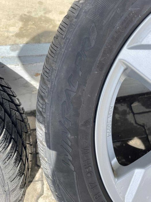 Губи Vredestein Winter Wintrac Pro 2023 и Джанти Rial 17