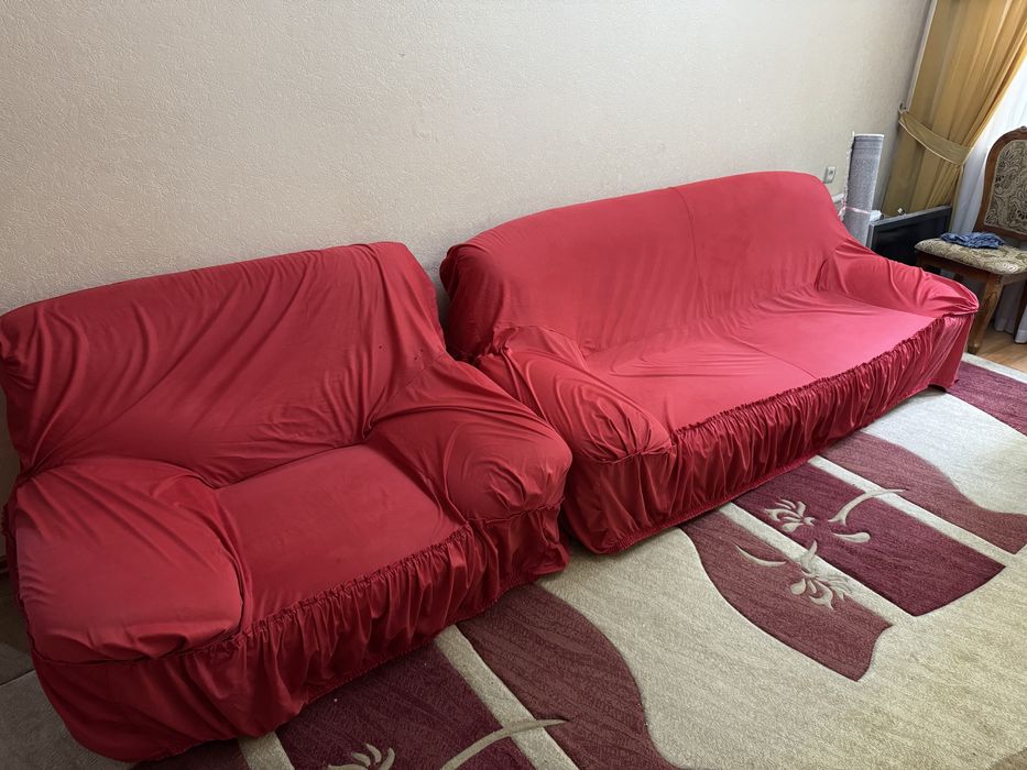 Продам диван и два кресла