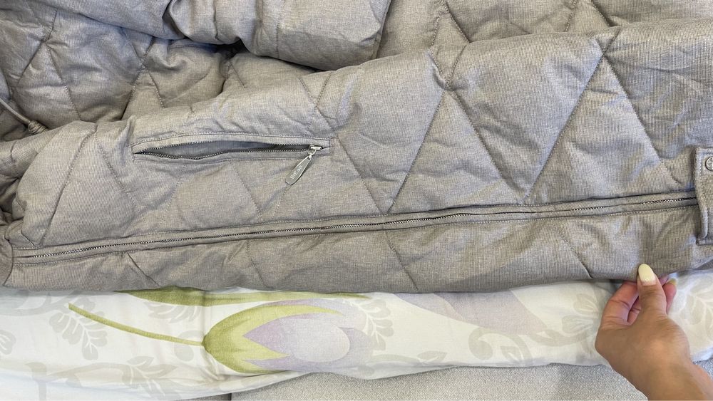 Продам куртки зима!