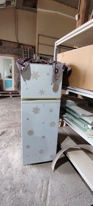 Продам холодильник