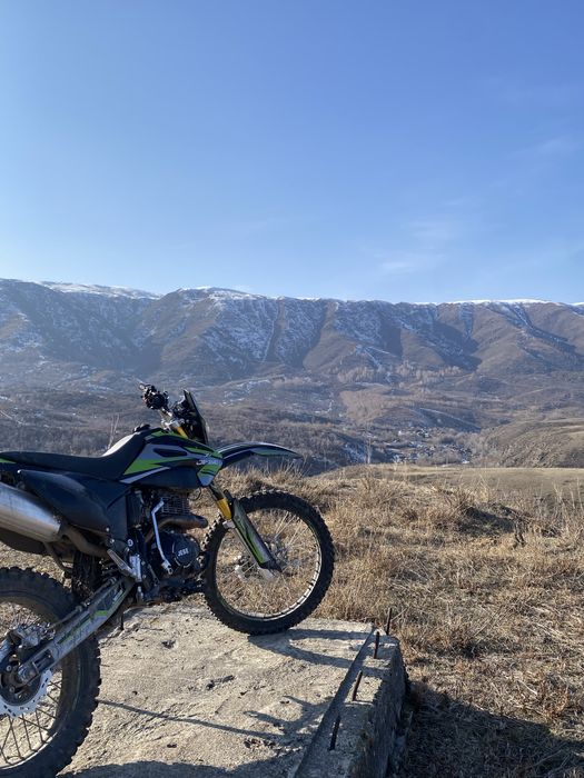 продам мотоцикл в хорошем состояние