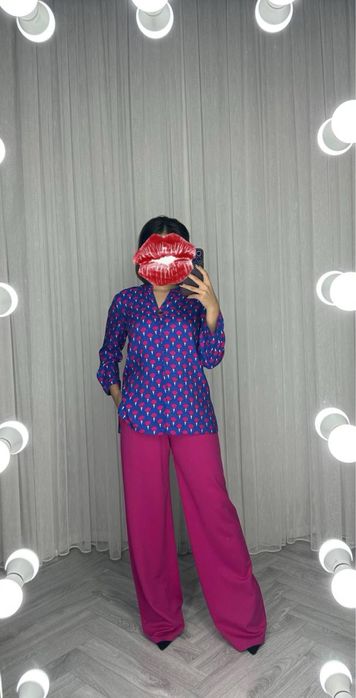 Женский Костюм .