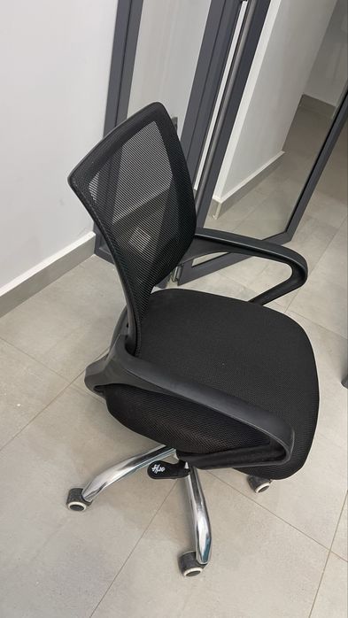 Офисное кресло новое