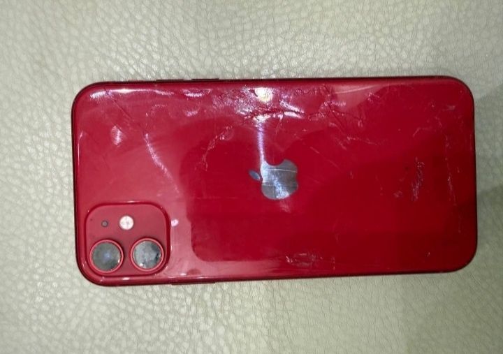 iPhone 11 64 gb RED заблокированный