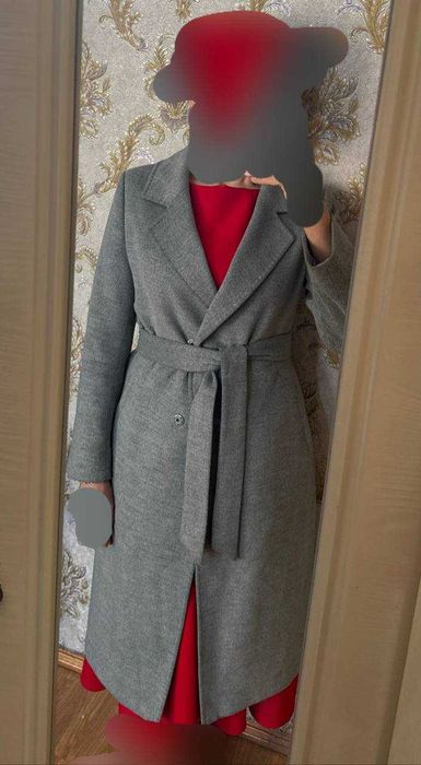 Palto turetskiy SROCHNO  399 000 sum Пальто Турция СРОЧНО