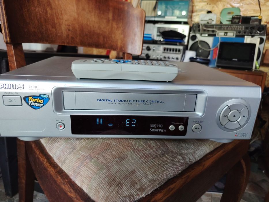 Видео VHS Philips VR 420