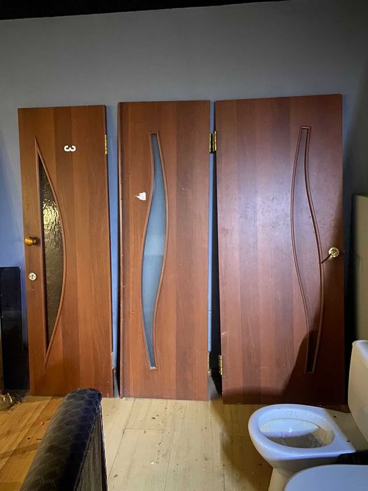 продам двери в хорошем состоянии