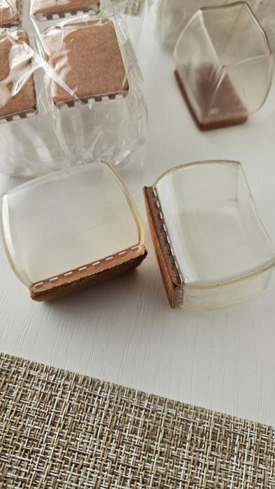 Неплъзгащи подложки за крака на столове