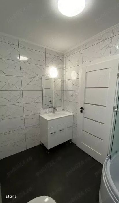 Apartament de 3 camere, 72 mp, 2 bai, parcare, zona Somesului