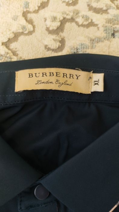 Продам тенниску burberry