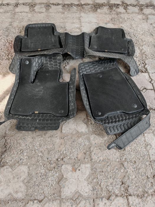 Полики hyundai tucson.