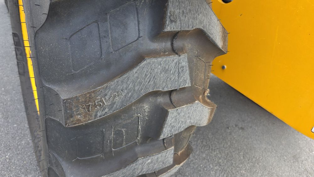 Incarcator Jcb 541-70 din 2015