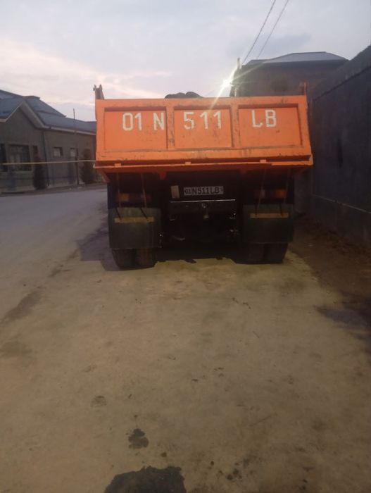 Kamaz sotiladi ishlab turibti moshina naxadu mator moy yemidi