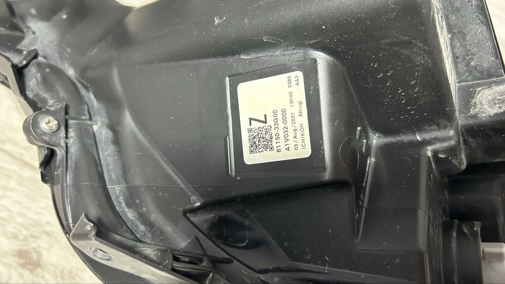 Фары камри 70/75 оригинал комплект