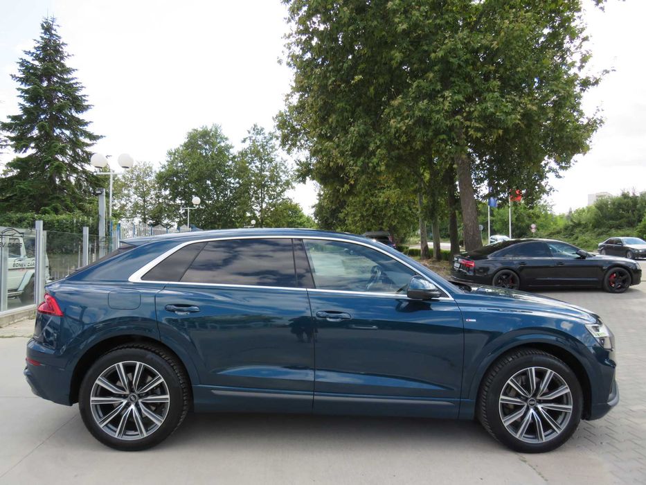 Audi Q8 50TDI S-Line Matrix