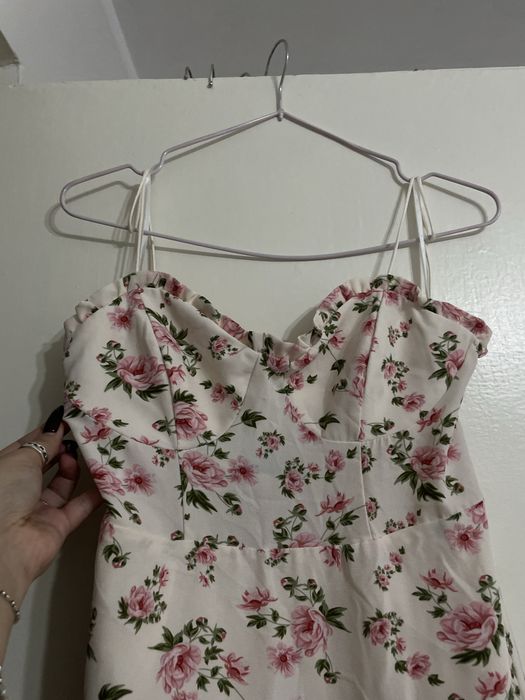 Продам платье летнее