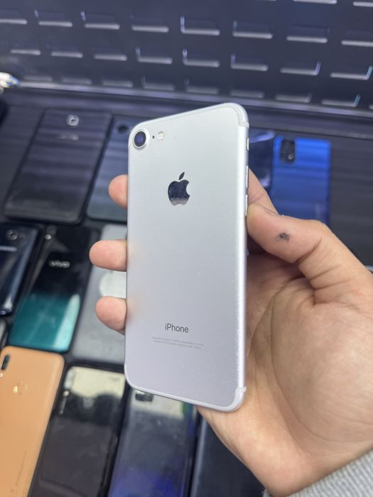 Iphone 7 отличное состояние