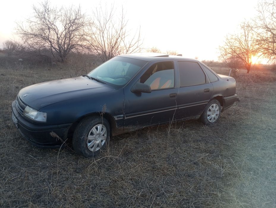 Продам Опель вектра а,1.6