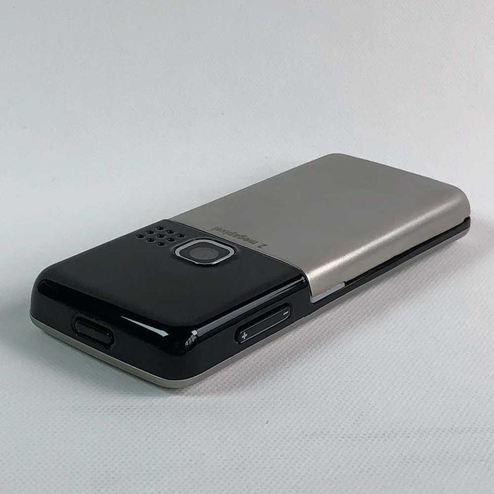 Мобилен телефон GSM Nokia 6300 camera 2 mpx, bluetooth,Made in Finland