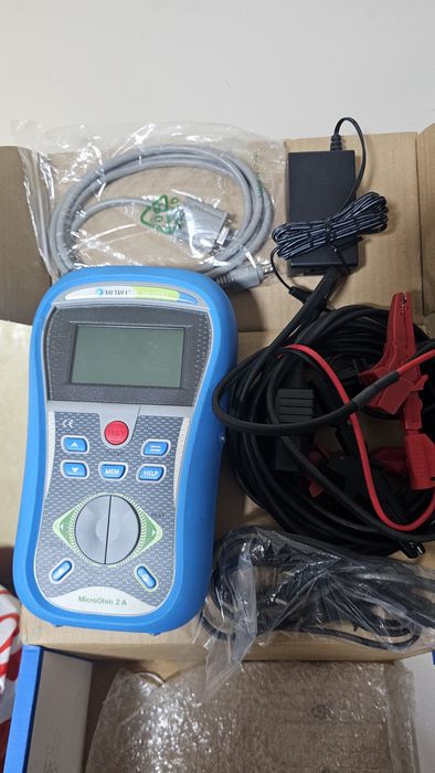 Микро ОМ метър Metrel 3242