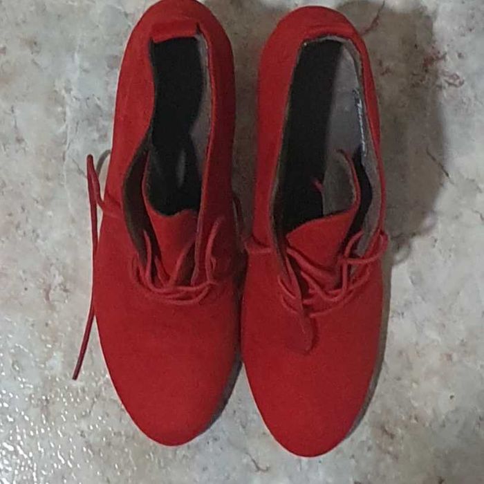 Ghete Tamaris roșii