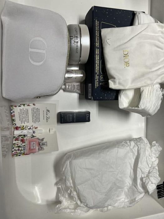 Dior capture total- set anti-imbatranire !