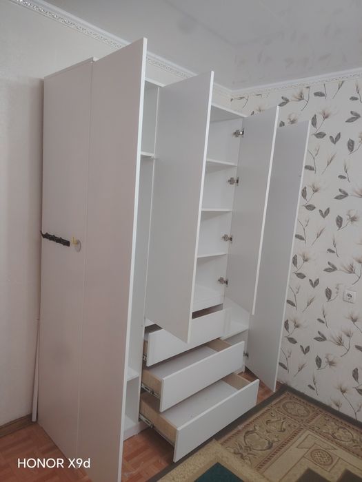 Продаю шкаф для вещи.