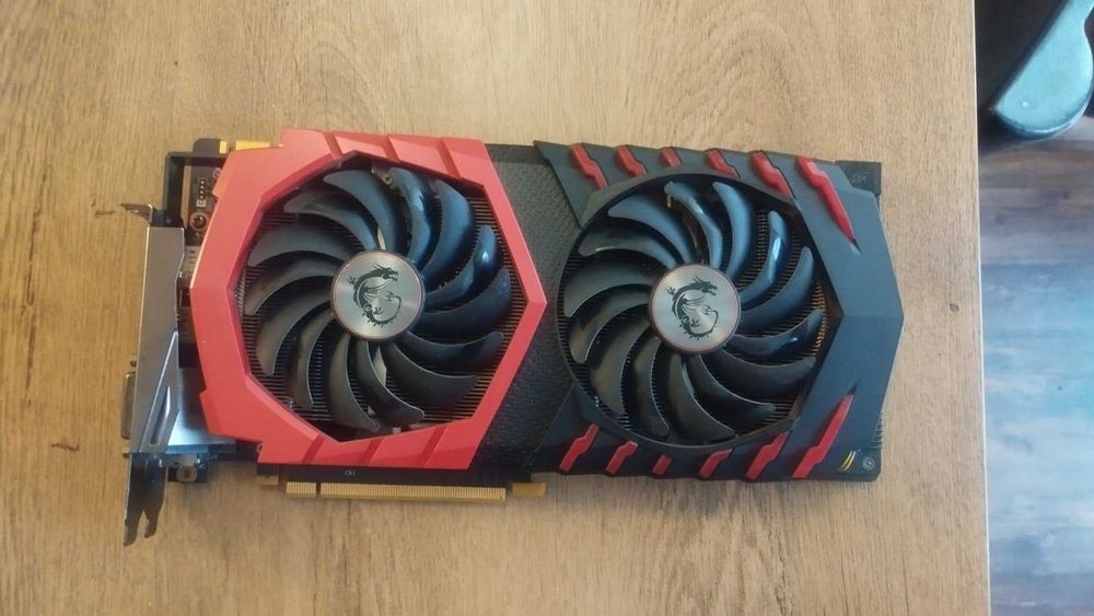 Продавам MSI GeForce GTX 1070 Ti GAMING 8G