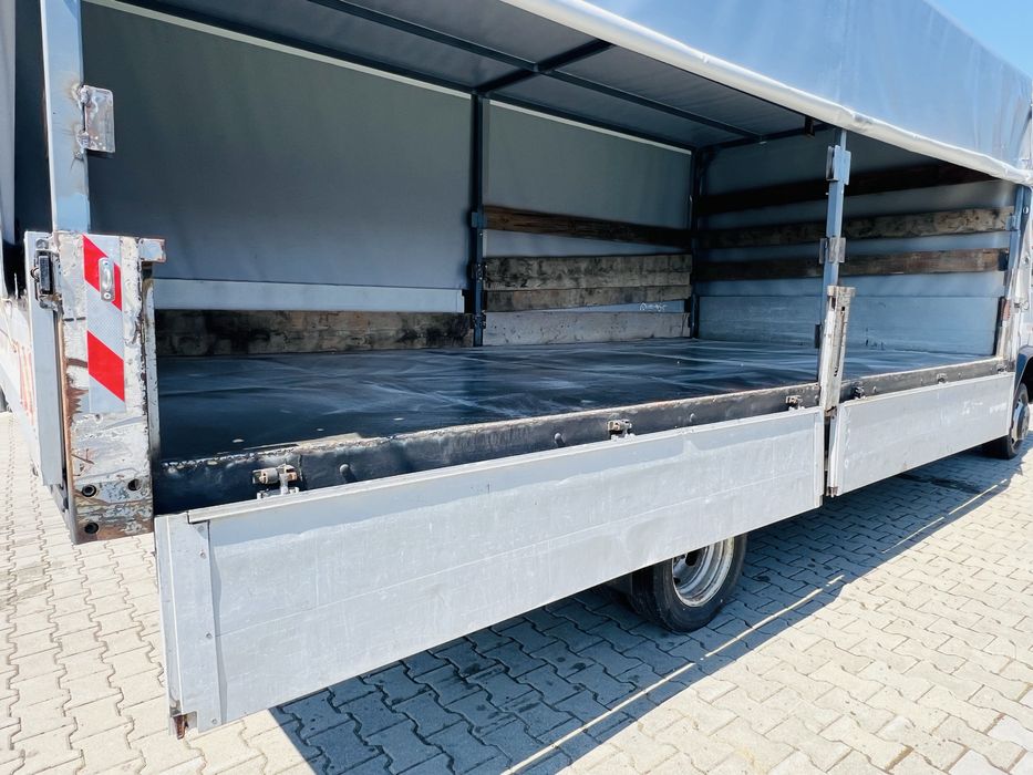 Vând  Autoutilitara Mercedes Benz Vario se conduce cu B ul 512,416,516,413
