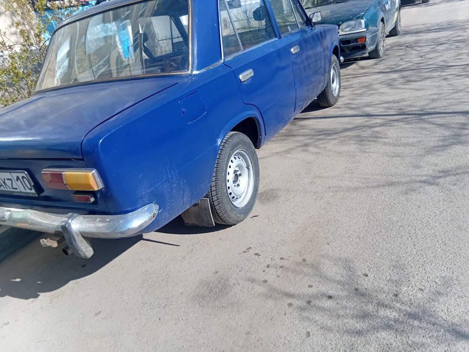 Продаю машину ваз 2101
