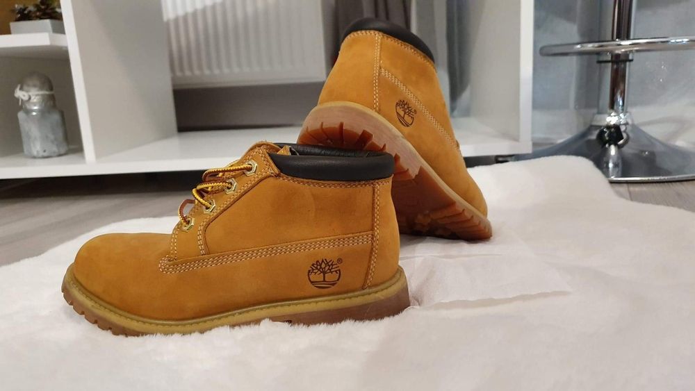 Bocanci Timberland Waterproof,mărimea 37 Dama originali