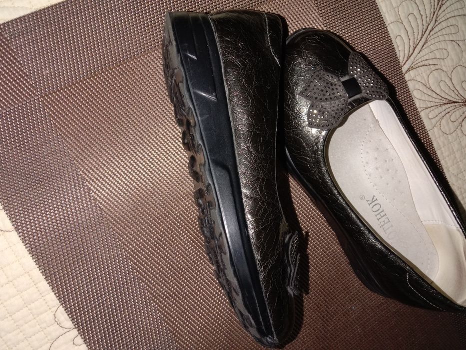 Ботиночки, Туфельки на девочку на 1,5 годика, 30 и 32  размера и ботин