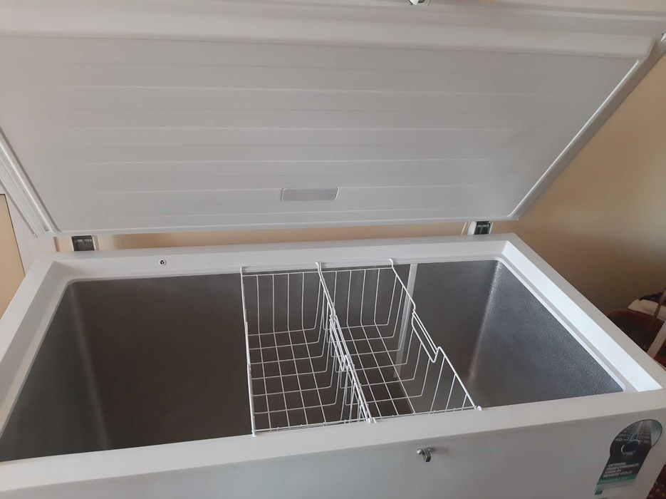 Ladă frigorifică Gorenje FH401CW 384L – CA NOUĂ
