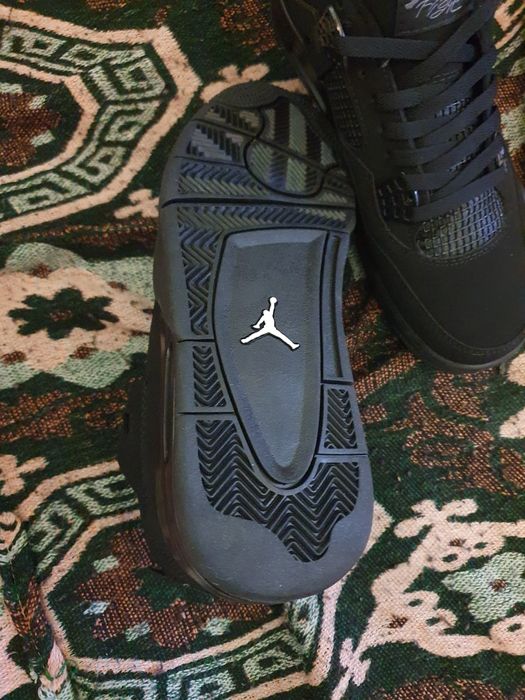 Jordan 4 black cat 44